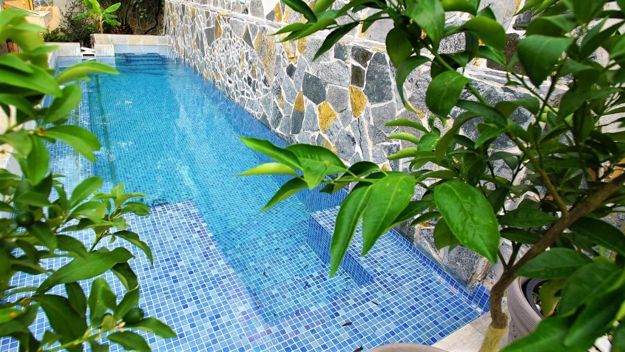 Penthouse Stoliv New Spa-Pool Villa Is Located 5M From The Sea, Exclusive Terrace,Private Jetty Wih Sunbeds, Pebble Beach, Secluded Location Total Area 375M2 At Your Disposal Κότορ Εξωτερικό φωτογραφία